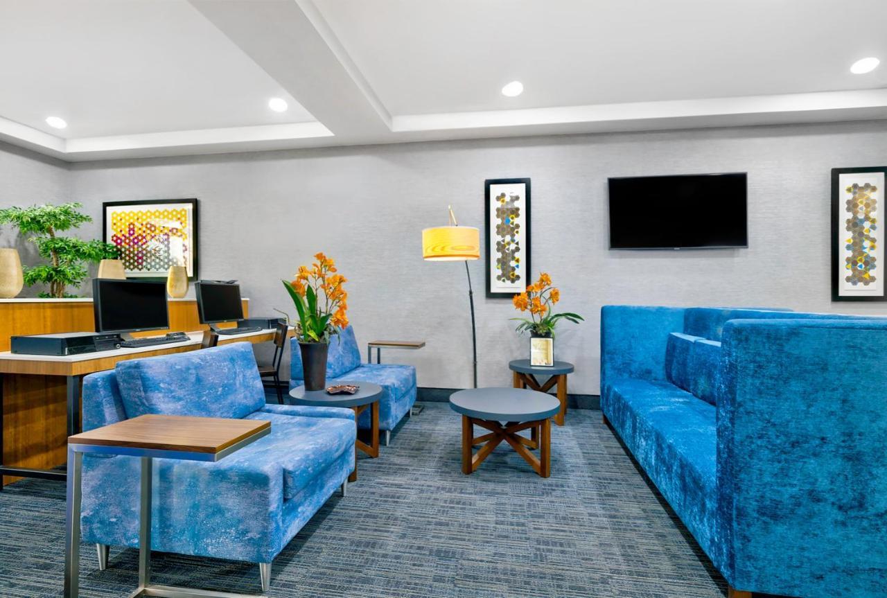 Holiday Inn Express Hotel & Suites Kansas City - Grandview By Ihg Extérieur photo