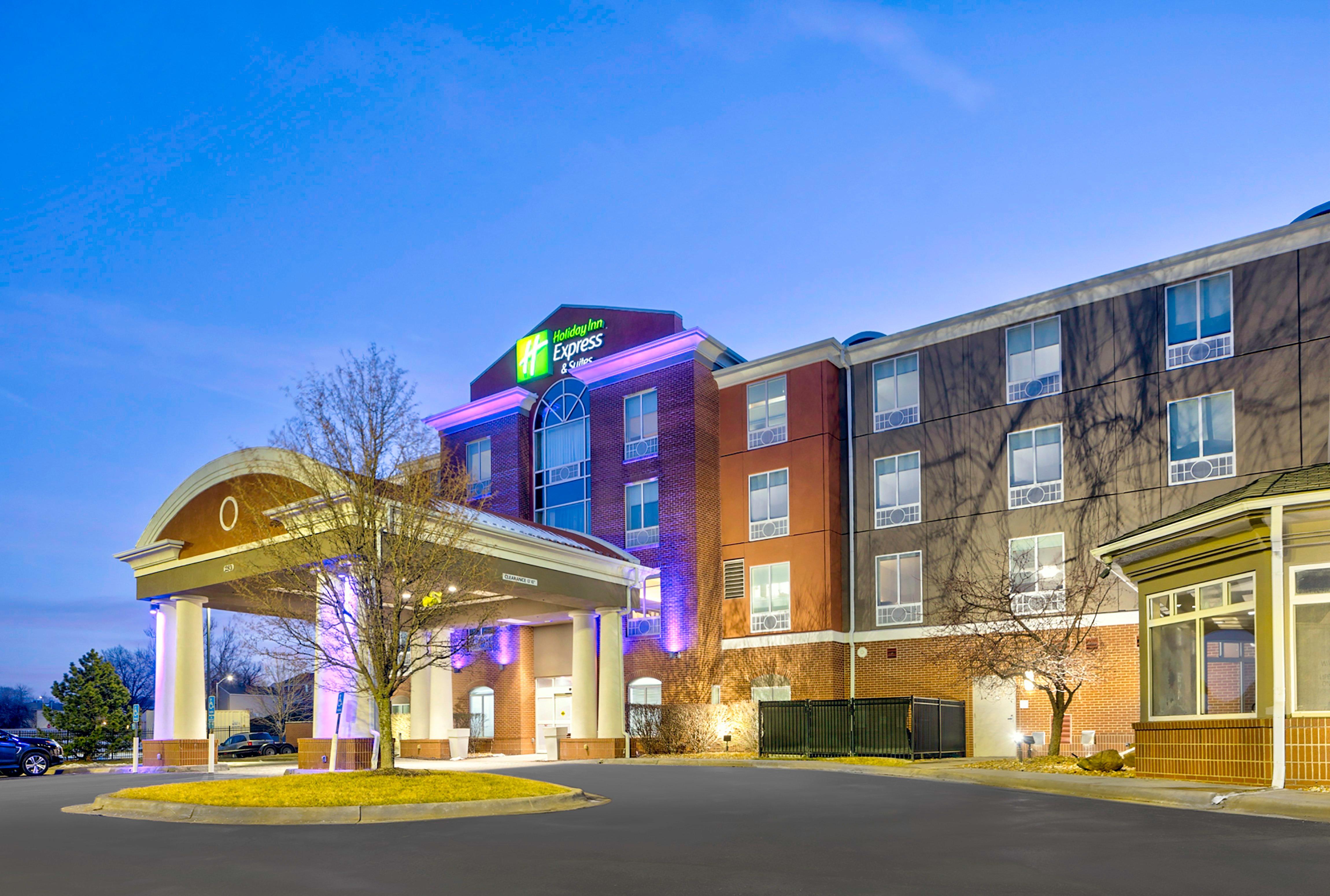 Holiday Inn Express Hotel & Suites Kansas City - Grandview By Ihg Extérieur photo