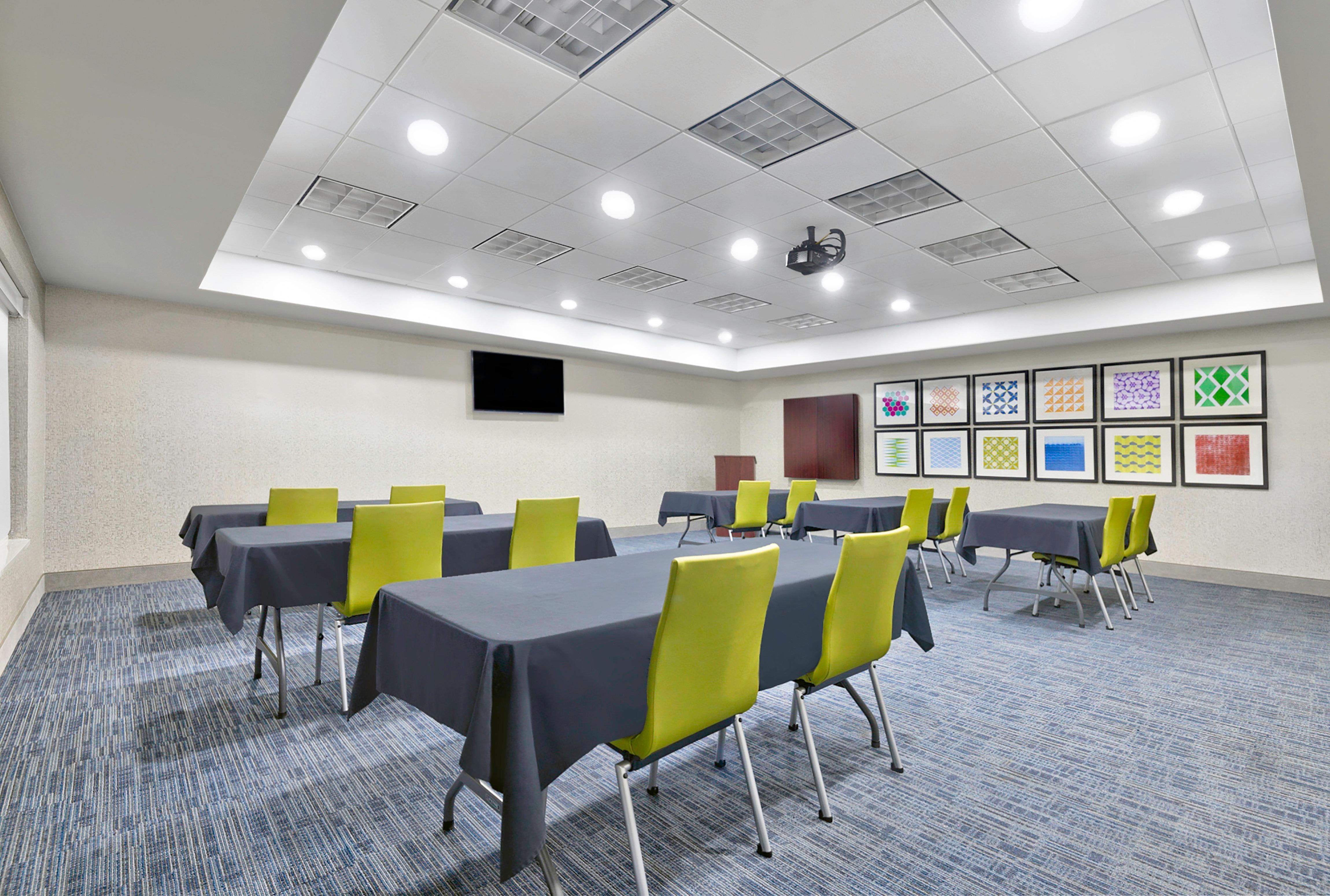 Holiday Inn Express Hotel & Suites Kansas City - Grandview By Ihg Extérieur photo