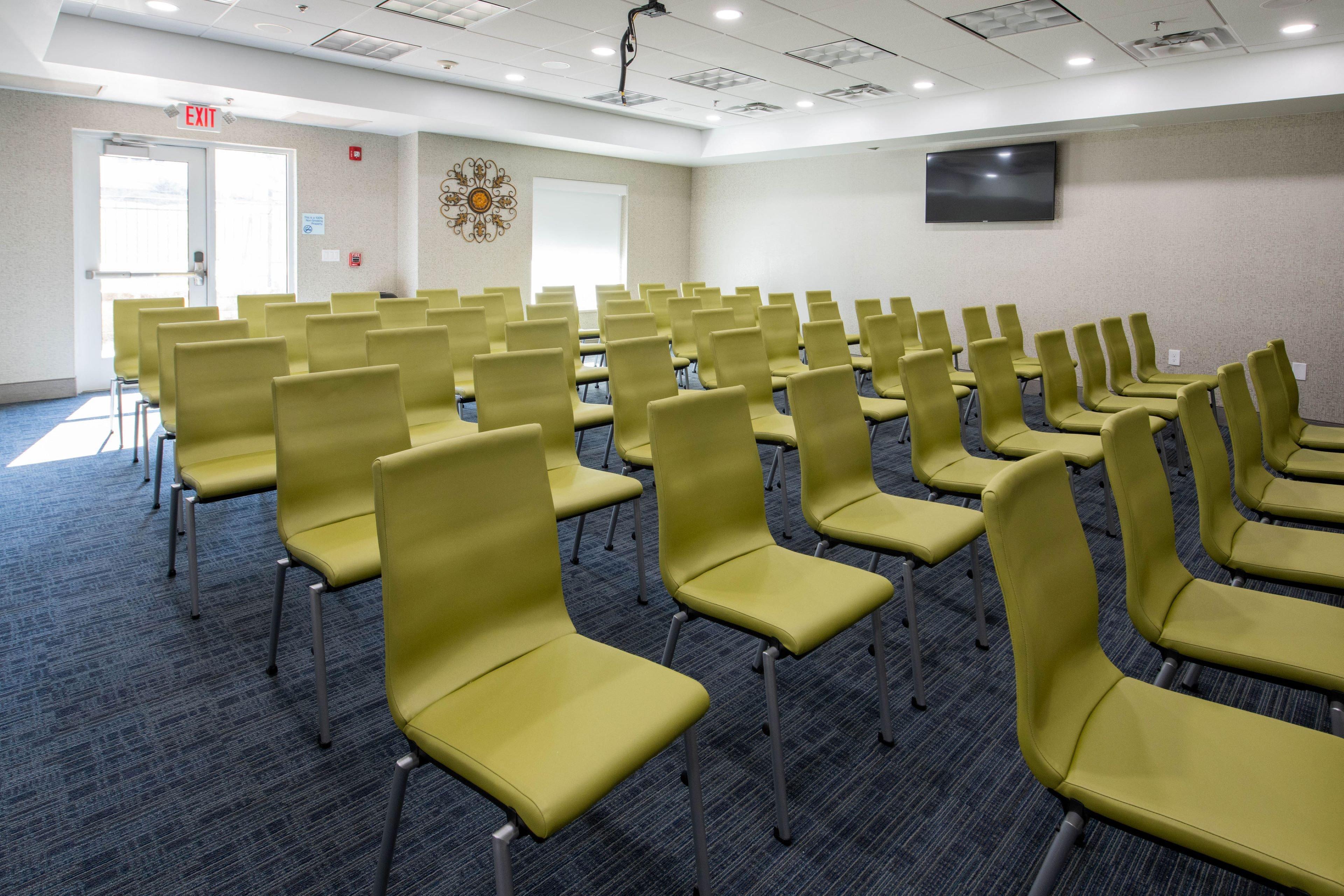 Holiday Inn Express Hotel & Suites Kansas City - Grandview By Ihg Extérieur photo