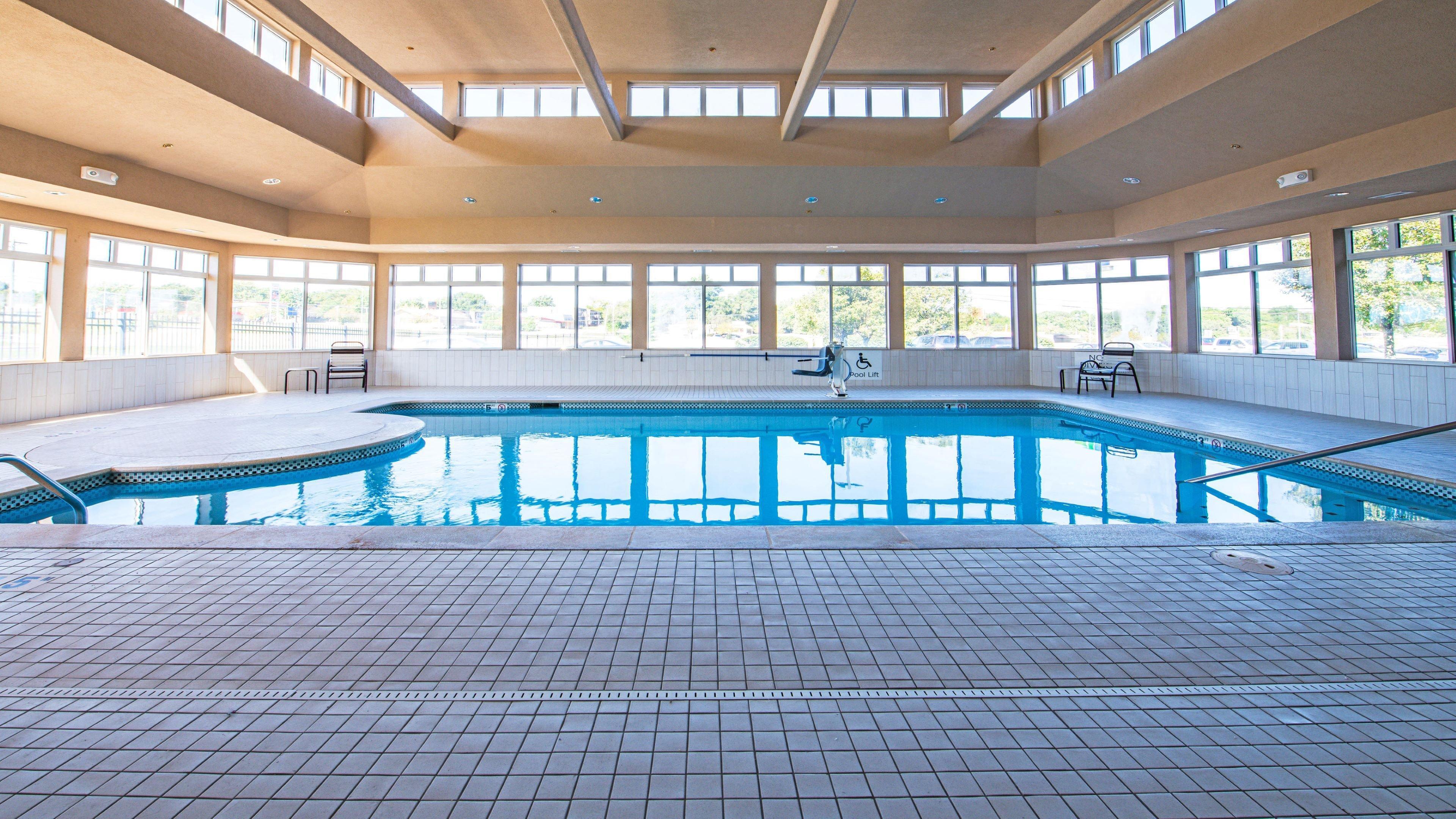 Holiday Inn Express Hotel & Suites Kansas City - Grandview By Ihg Extérieur photo