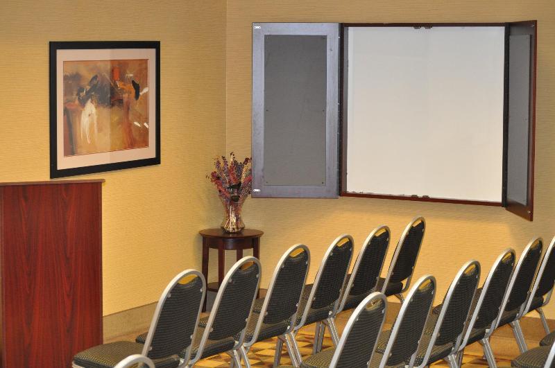 Holiday Inn Express Hotel & Suites Kansas City - Grandview By Ihg Extérieur photo